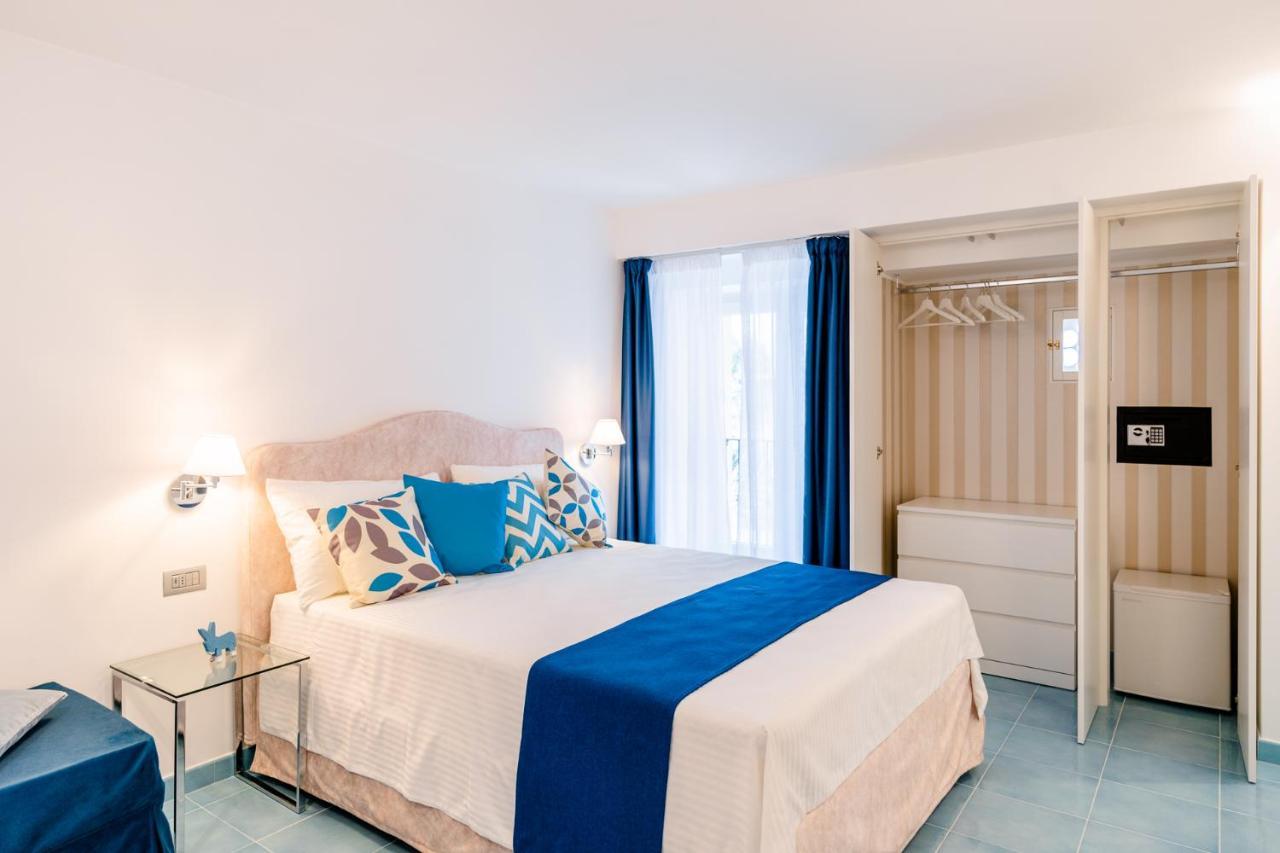 Bed and Breakfast Beb Palazzo Mancini Minori Exterior foto