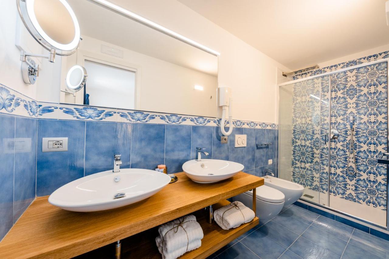 Bed and Breakfast Beb Palazzo Mancini Minori Exterior foto